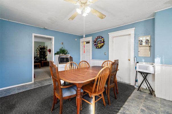 Dining room, Interior