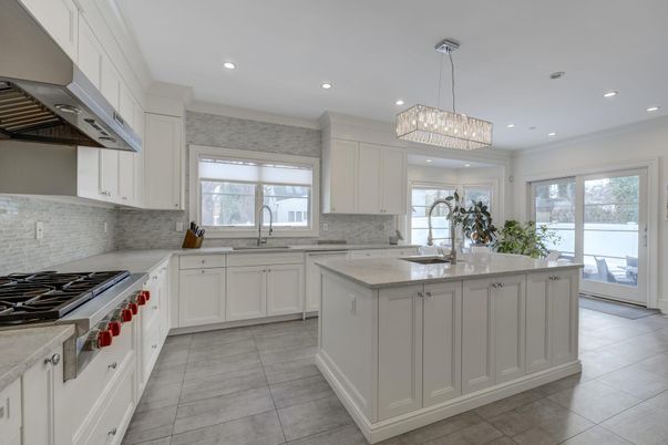 Chandelier, Interior, Kitchen, Pendant Lights, Recessed Lighting, Stainless Steel Appliances