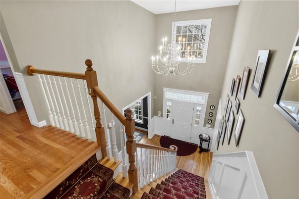 Chandelier, Interior, Wood Texture Flooring