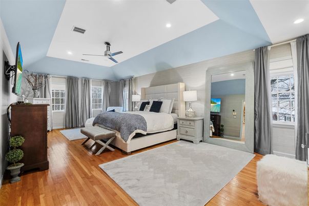 Bedroom, Interior, Recessed Lighting, Wood Texture Flooring