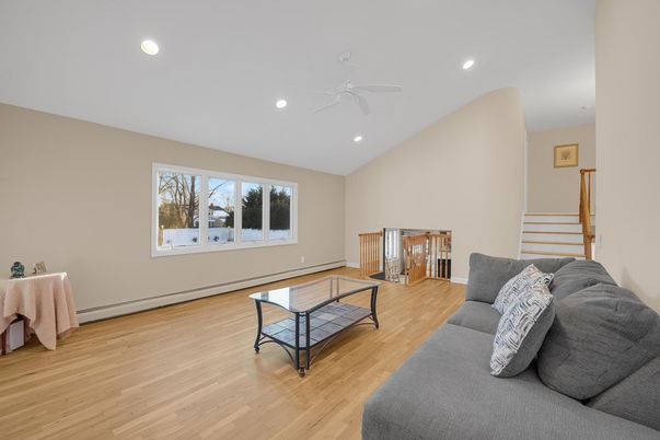 Interior, Living room, Recessed Lighting, Wood Texture Flooring