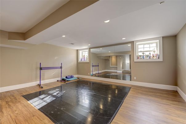 Fitness Equipment, Interior, Recessed Lighting, Wood Texture Flooring