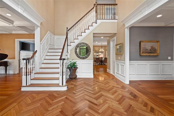 Chandelier, Interior, Piano, Recessed Lighting, Wood Texture Flooring