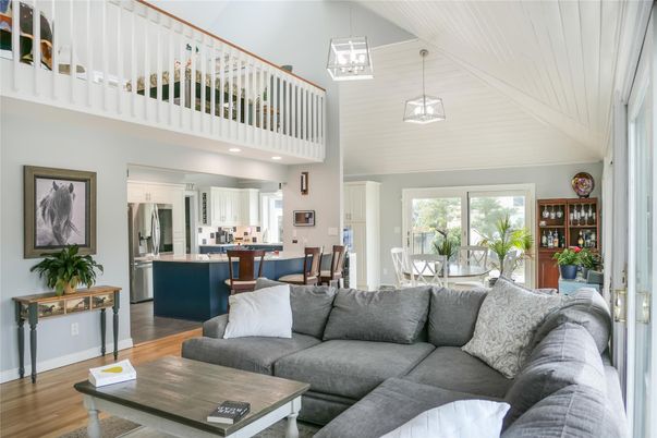 Dining room, Interior, Kitchen, Living room, Pendant Lights, Recessed Lighting, Wood Texture Flooring