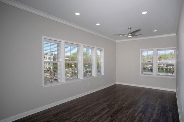 Empty room, Interior, Recessed Lighting, Wood Texture Flooring