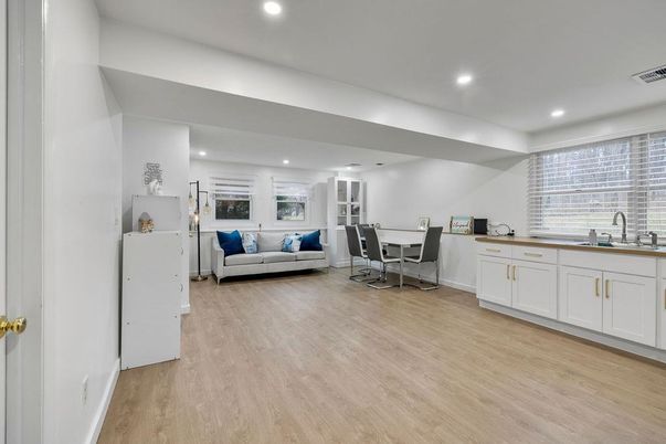 Dining room, Interior, Living room, Recessed Lighting, Wood Texture Flooring