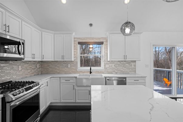 Interior, Kitchen, Pendant Lights, Recessed Lighting, Stainless Steel Appliances