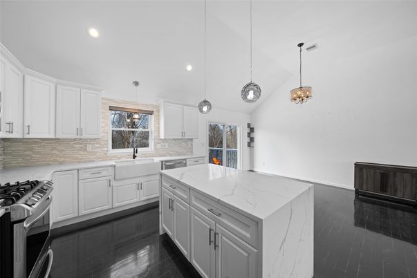 Interior, Kitchen, Pendant Lights, Recessed Lighting, Stainless Steel Appliances