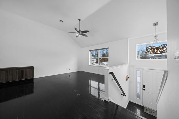 Empty room, Interior, Pendant Lights, Wood Texture Flooring