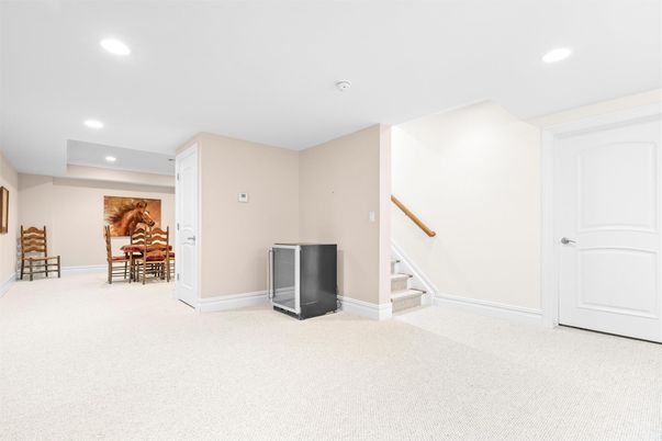 Dining room, Interior, Recessed Lighting