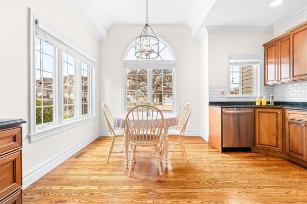 Dining room, Interior, Kitchen, Pendant Lights, Recessed Lighting, Wood Texture Flooring