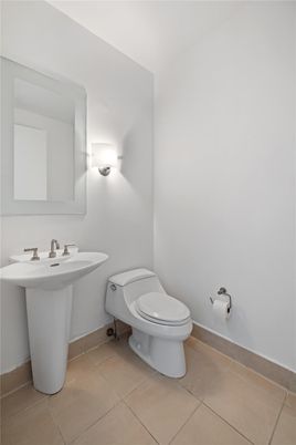 Bathroom, Interior