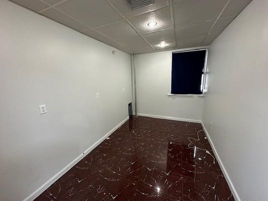 Empty room, Interior, Marble, Recessed Lighting