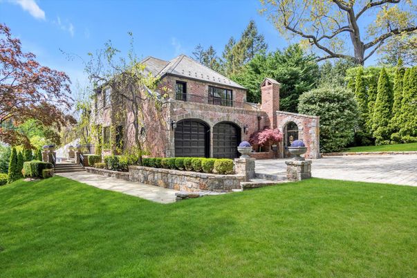 Backyard, Exterior, Facade, Brick Facade, French Provincial