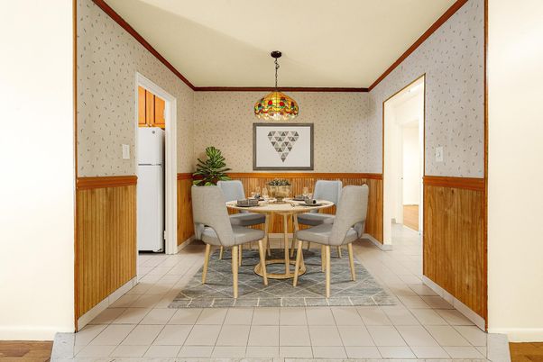 Dining room, Interior, Pendant Lights