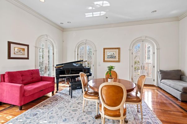 Dining room, Interior, Piano, Recessed Lighting, Wood Texture Flooring