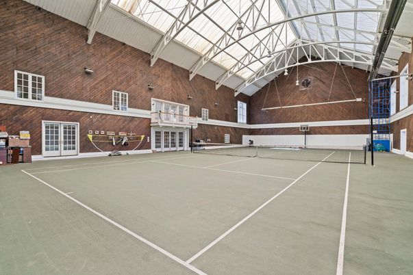 Exterior, Tennis Courts