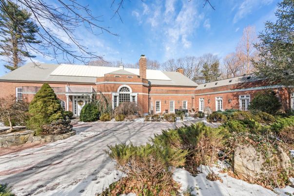 Exterior, Facade, Brick Facade, French Provincial
