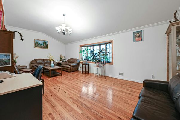 Chandelier, Interior, Living room, Wood Texture Flooring