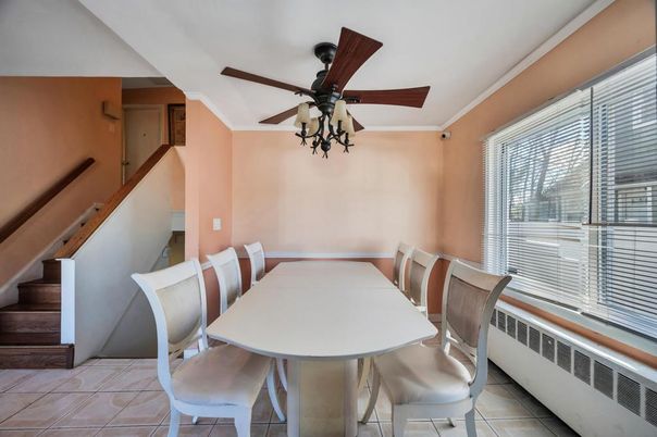 Dining room, Interior