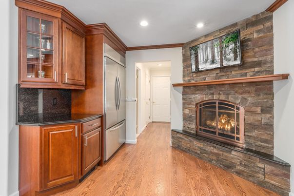 Fireplace, Interior, Kitchen, Recessed Lighting, Wood Texture Flooring