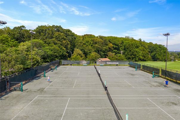 Exterior, Tennis Courts