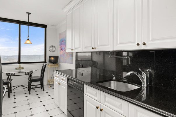 Dining room, Interior, Kitchen, Pendant Lights