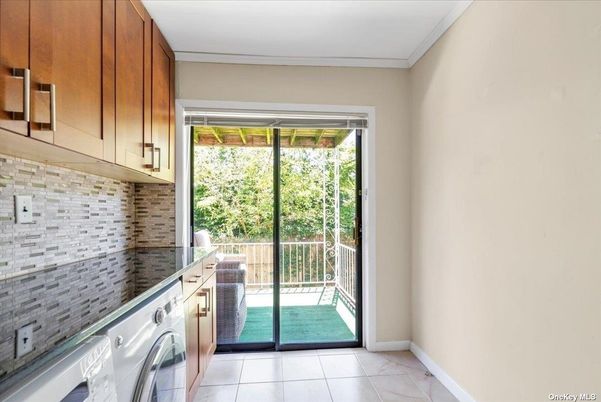 Interior, Stone Walls, Washer