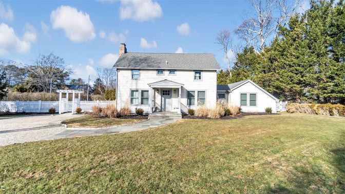 Backyard, Exterior, Facade, Georgian