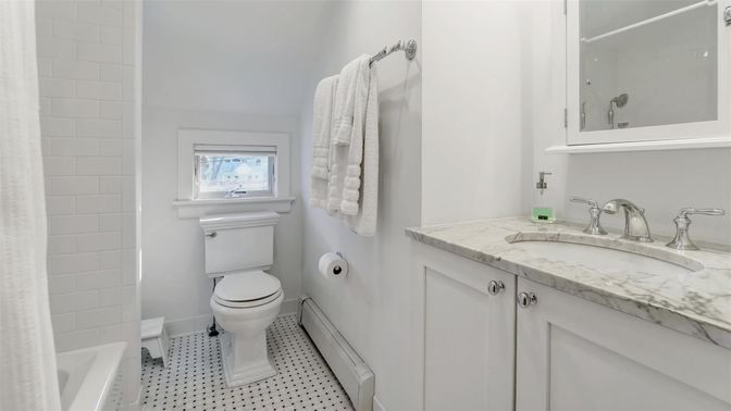 Bathroom, Interior