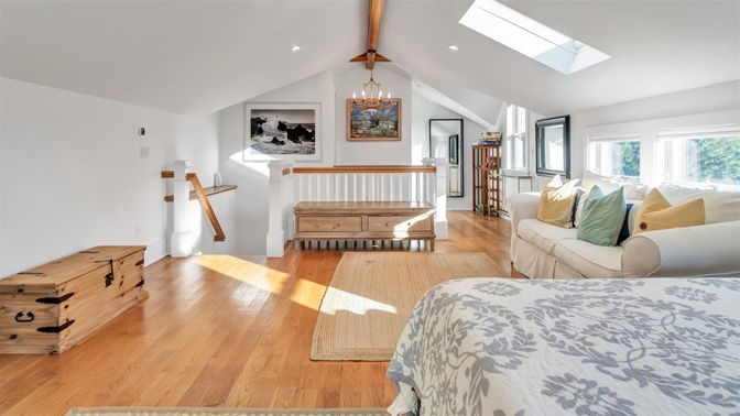 Interior, Living room, Pendant Lights, Recessed Lighting, Wooden Beams, Wood Texture Flooring