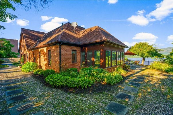 Backyard, Exterior, Facade, Brick Facade, Log Home