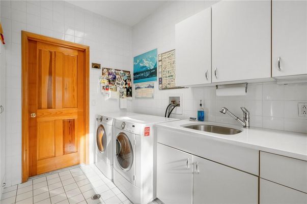 Interior, Washer