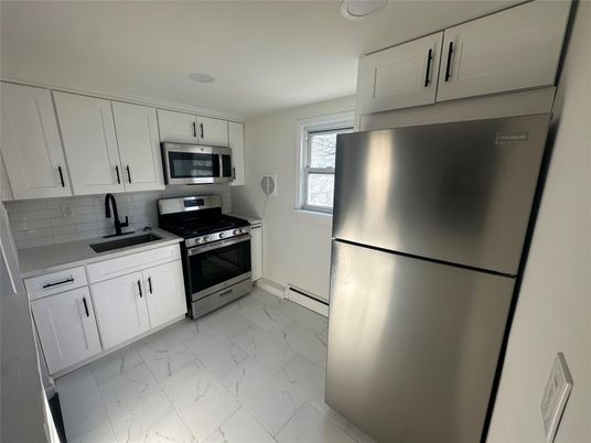 Interior, Kitchen, Marble, Stainless Steel Appliances