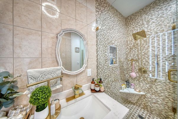 Bathroom, Glass Shower, Interior
