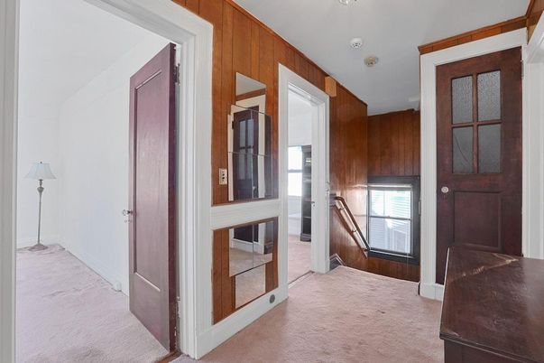Interior, Wooden Walls