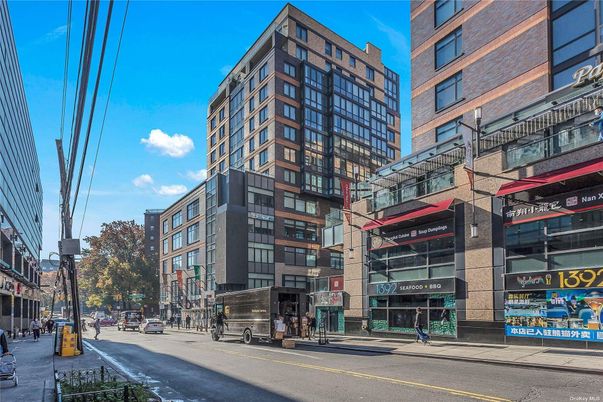 Exterior, Facade, Condo Building
