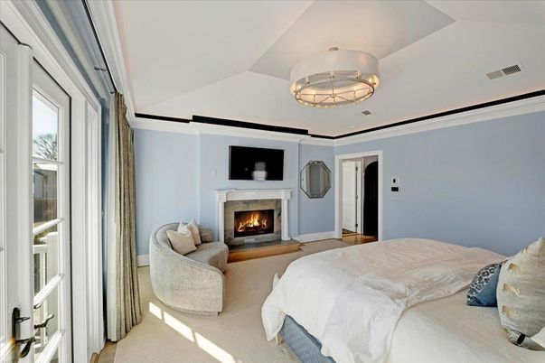 Bedroom, Fireplace, Interior, Pendant Lights