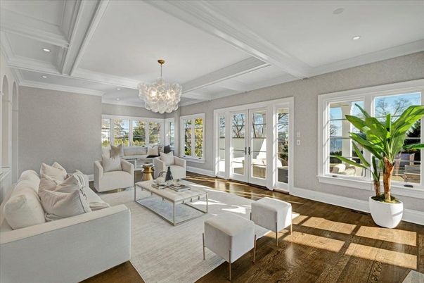 Chandelier, Dining room, Interior, Living room, Recessed Lighting, Wood Texture Flooring