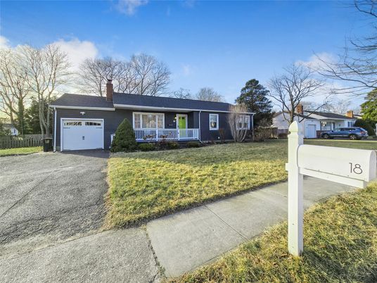 Attached, Backyard, Exterior, Facade, Cape Cod