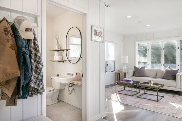 Bathroom, Interior, Living room, Recessed Lighting, Wood Texture Flooring