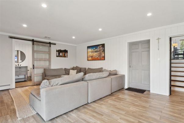 Interior, Living room, Recessed Lighting, Wood Texture Flooring