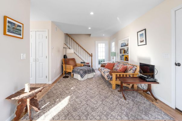 Interior, Living room, Recessed Lighting, Wood Texture Flooring