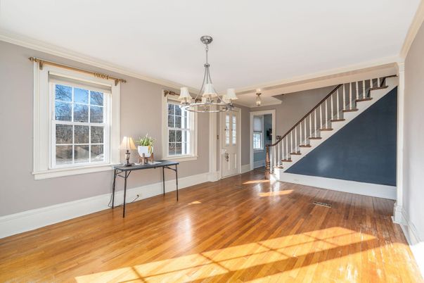 Chandelier, Interior, Wood Texture Flooring