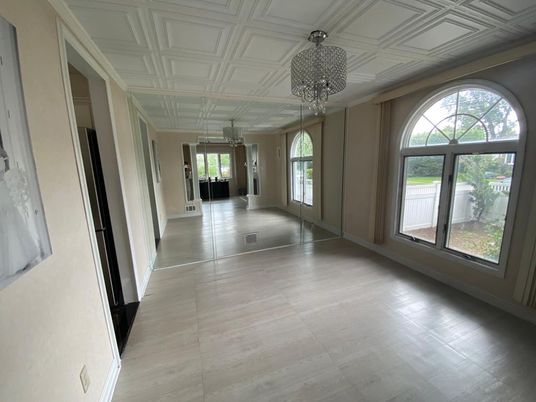 Chandelier, Empty room, Interior, Pendant Lights, Wood Texture Flooring