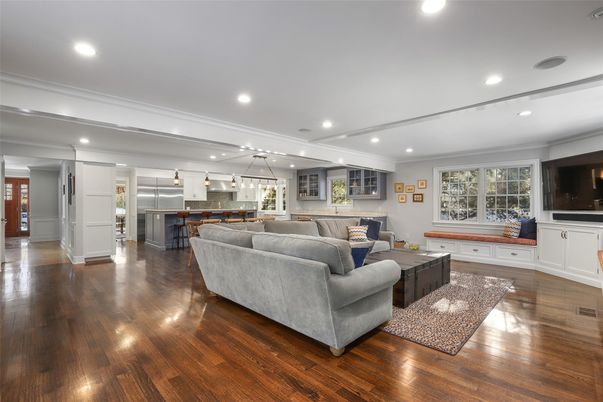 Interior, Kitchen, Living room, Pendant Lights, Recessed Lighting, Wood Texture Flooring