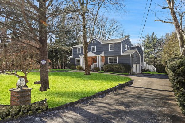 Backyard, Exterior, Facade, Brick Facade, Georgian