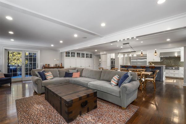 Dining room, Interior, Kitchen, Living room, Pendant Lights, Recessed Lighting, Wood Texture Flooring
