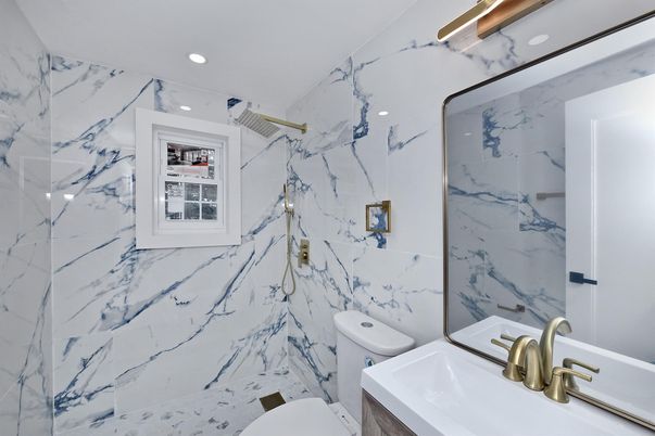 Bathroom, Interior, Marble Walls, Recessed Lighting