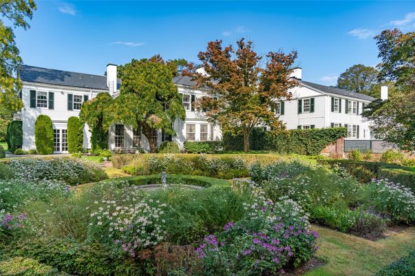 Backyard, Exterior, Facade, Georgian